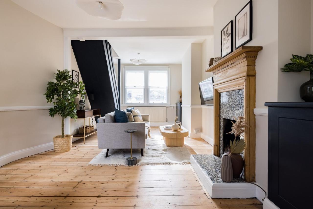 Апартаменти The London Bridge Escape - Stylish 2Bdr House In The Heart Of Лондон Екстер'єр фото