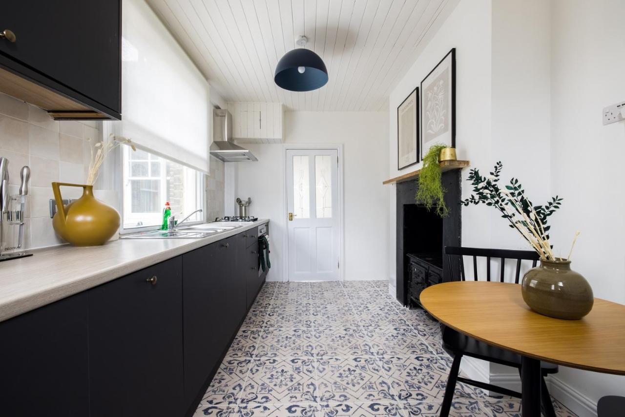 Апартаменти The London Bridge Escape - Stylish 2Bdr House In The Heart Of Лондон Екстер'єр фото