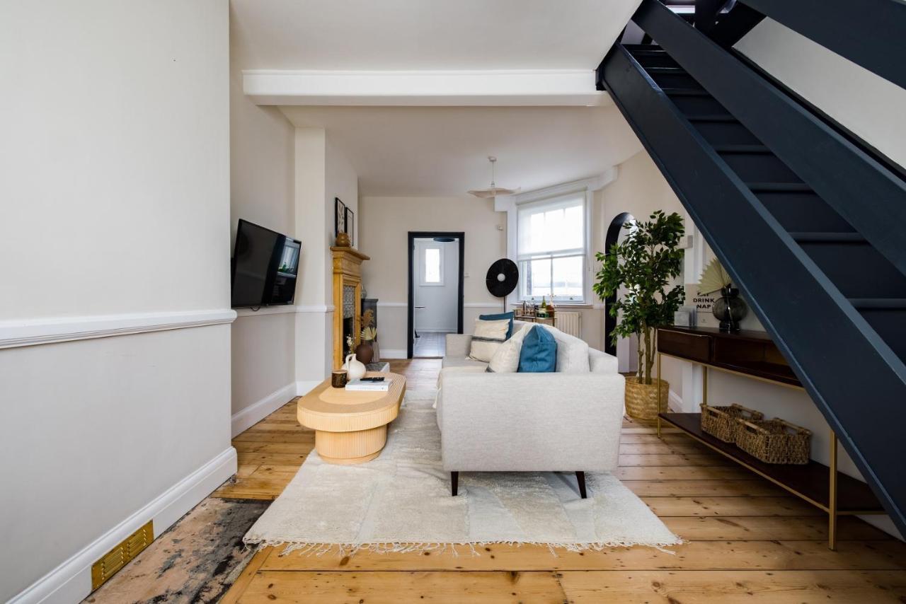 Апартаменти The London Bridge Escape - Stylish 2Bdr House In The Heart Of Лондон Екстер'єр фото
